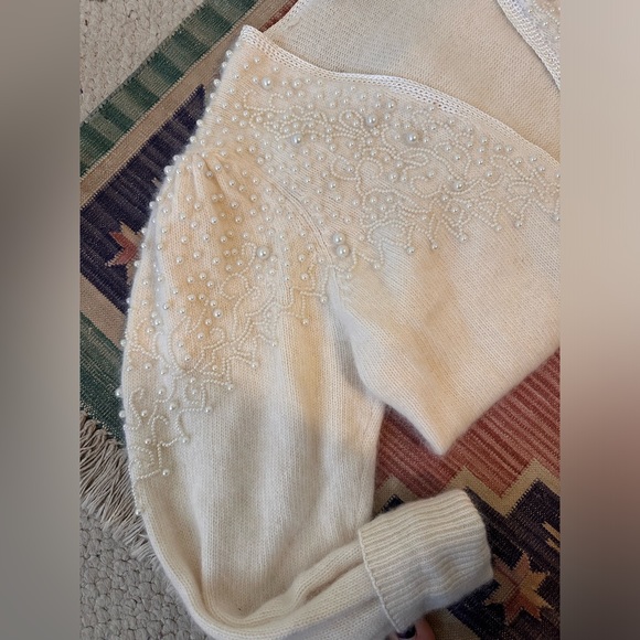 Beautiful Gantos Vintage Wool blend pearl sweater - Picture 10 of 14